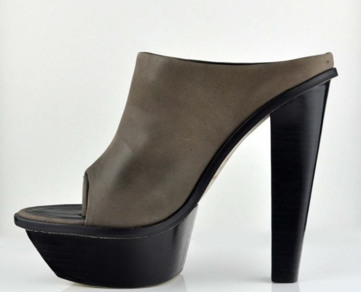 Alexander WangEdita Thong Platform Sandals Gray