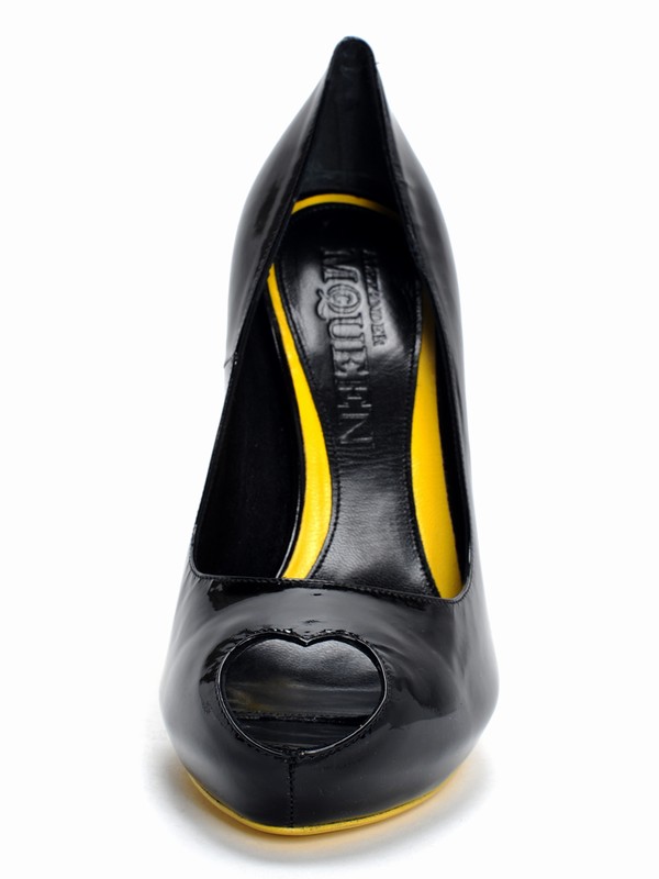 Alexander Mcqueen Black/yellow Patent Leather Pumps