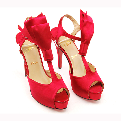 hristian Louboutin Ernesta Bow - Red